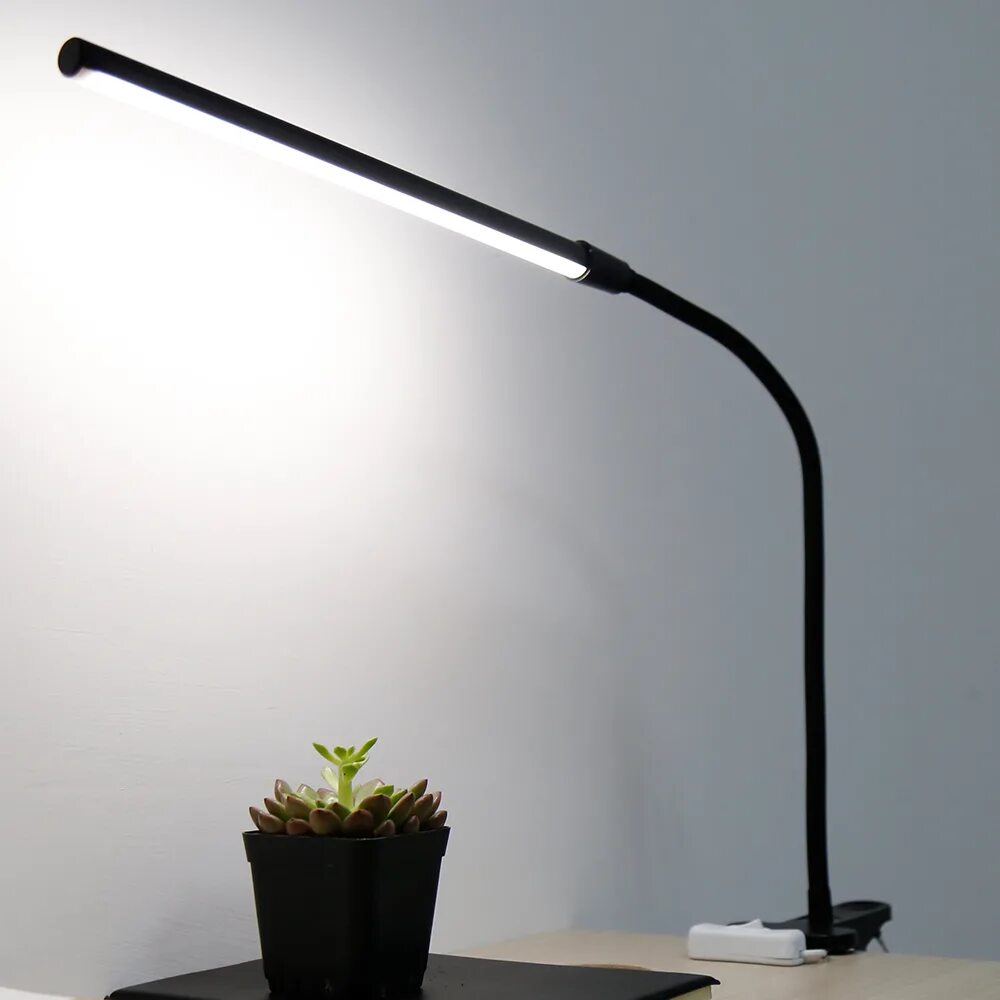 Настольная лампа business desk lamp new. Настольная лампа светодиодная. Лампа светодиодная usb «5v 4w 350lm». Светильник над рабочим столом. Светодиодный светильник на стол.