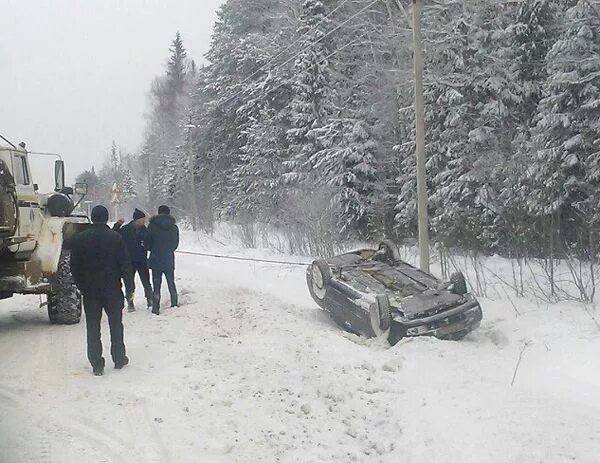 Автобус ижевск якшур бодья сегодня. ДТП Якшур Бодьинский тракт. Авария на Якшур Бодьинском тракте Якшур. Якшур-Бодьинский тракт авария. Авария Якшур Бодьинский тракт вчера.