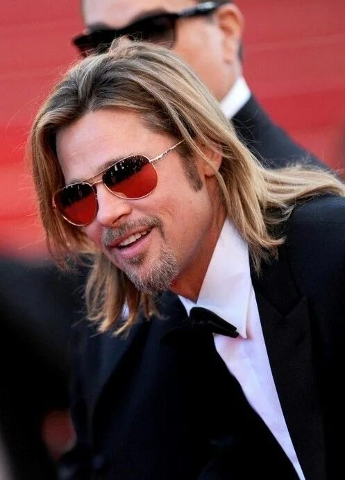 Brad Pitt Photostream Brad pitt long hair, Brad pitt, Brad pitt hair