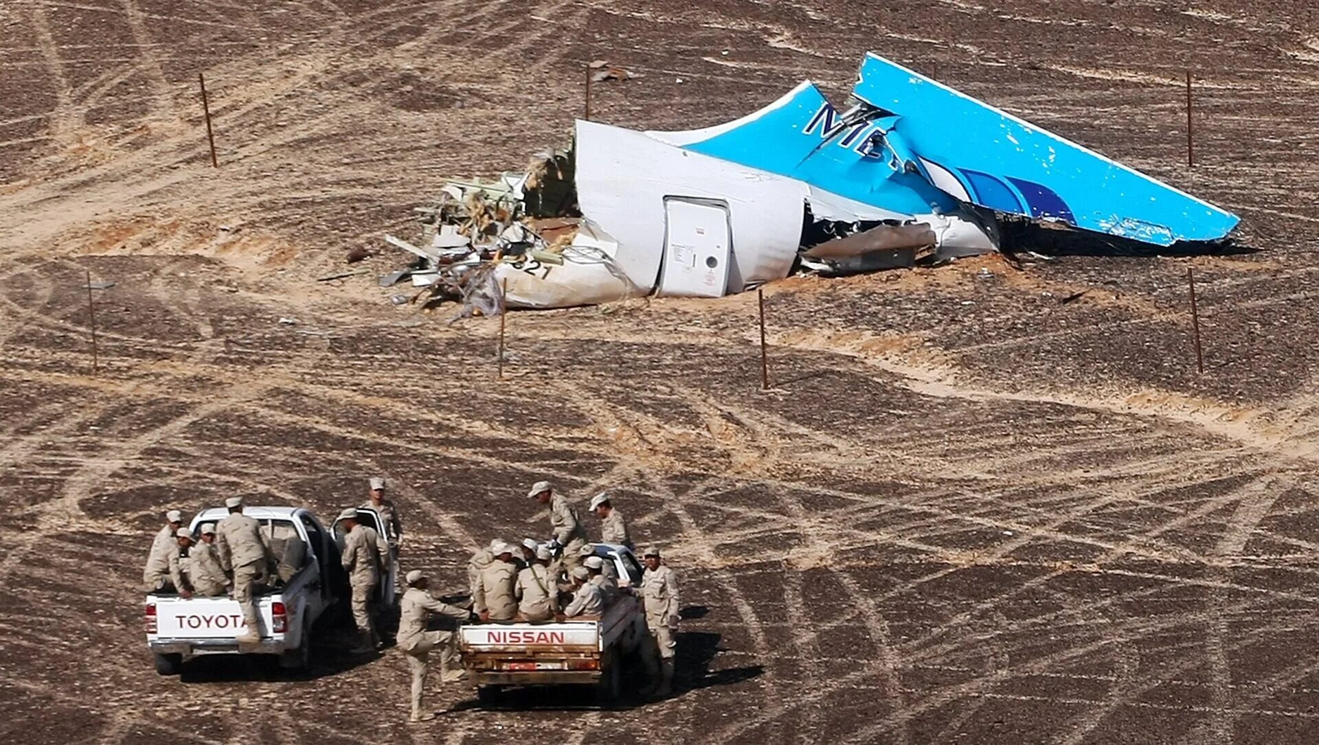 Катастрофа a321 над Синайским полуостровом. Самолет a321 "Когалымавиа". Над Синаем крушение а321 Египет. Катастрофа a321 над Синайским полуостровом (2015).