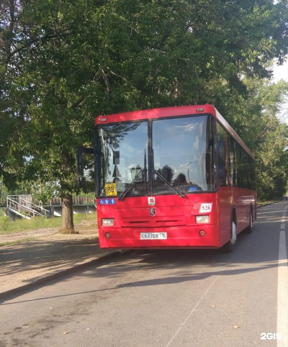 Красный автобус Казань. Автобус 88 Киров. Автобус 88 Ростов на Дону. 88 автобус казань