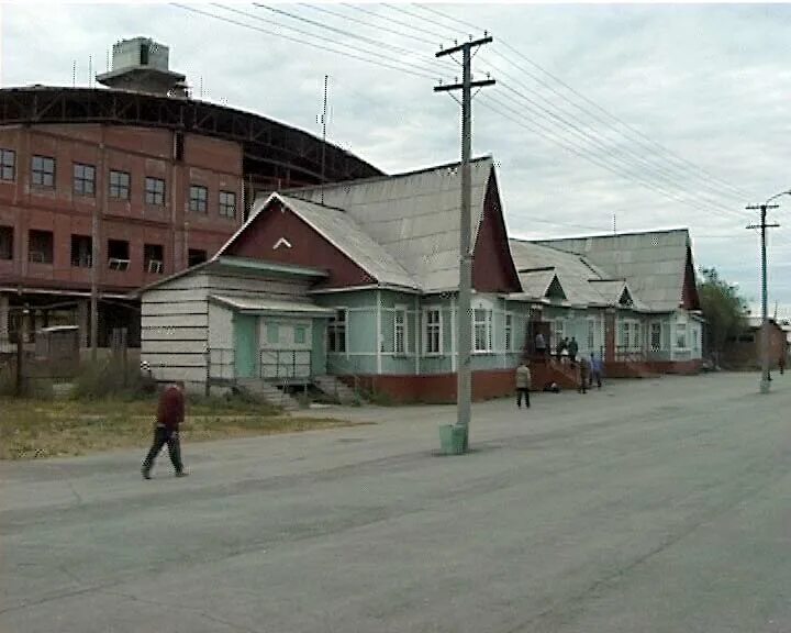 Про Салехард