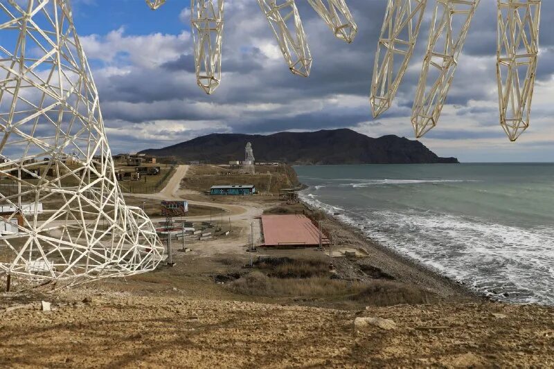 Таврида судак 2023. Таврида в судаке 2021 фестиваль. Таврида арт фестиваль 2022. Бухта капсель крым таврида арт. Таврида судак 2023.