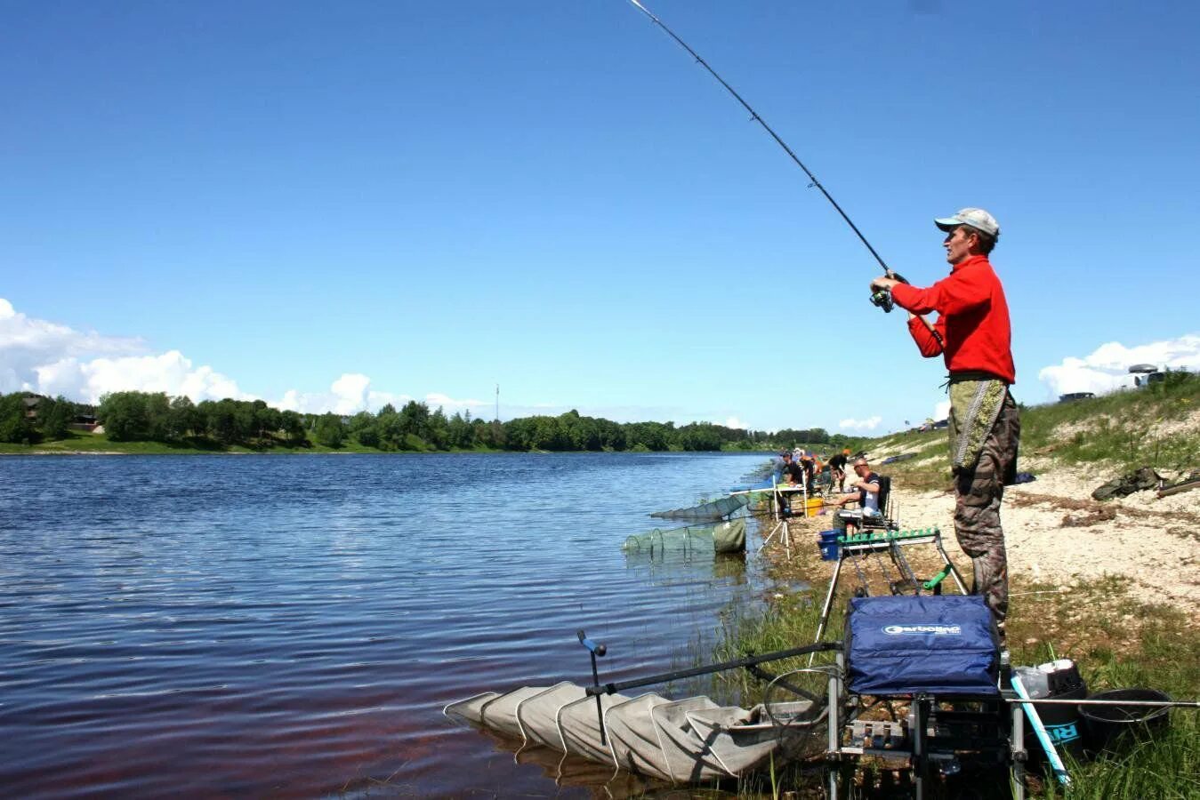 Ловли лов. Спортивная рыбалка. Рыболовные соревнования. Рыболовный спорт. Рыбалка летом.