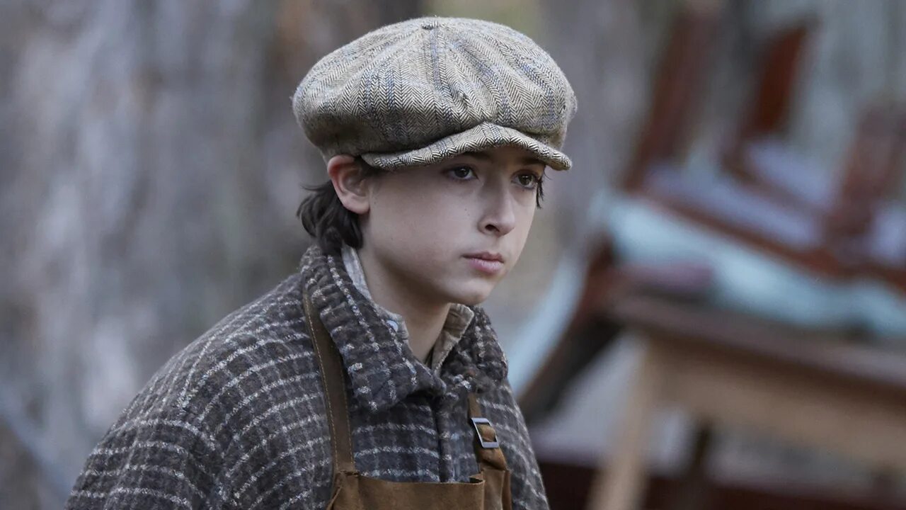 энн с двумя энн персонажи. гилберт блайт 2017. энн сериал джерри. энн ширли нетфликс. энн и гилберт.