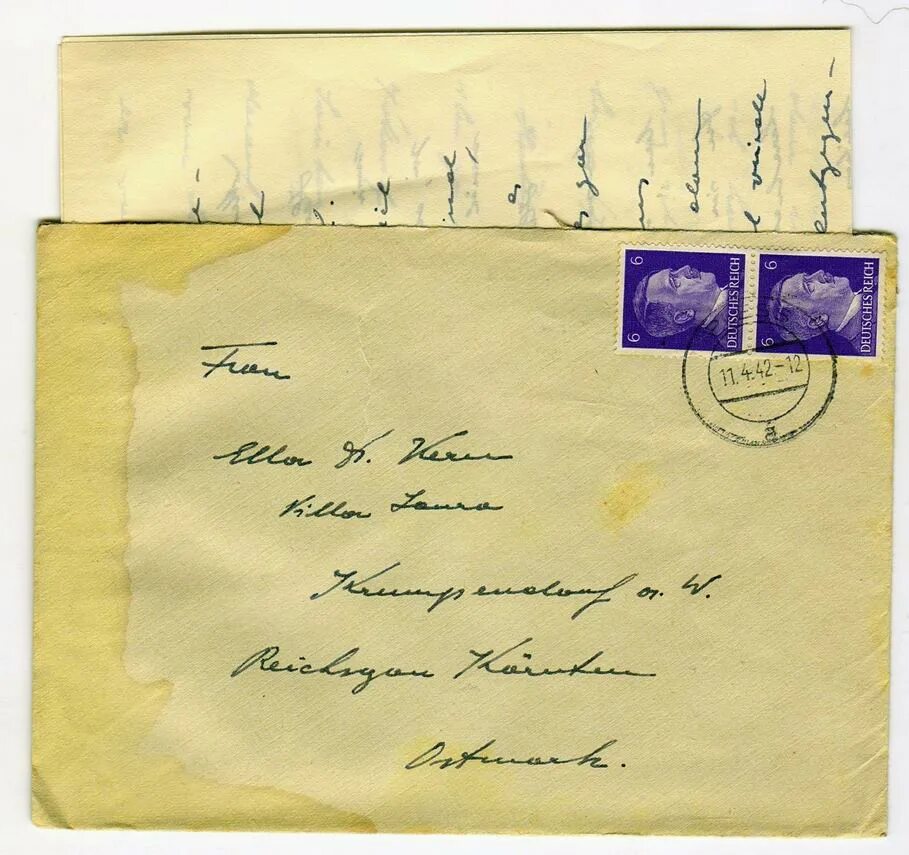 Текст очень страшный 1942 новый год. Немецкий конверт. Немецкий конверт для писем. Письмо в Германию конверт. Конверт письма из Германии.