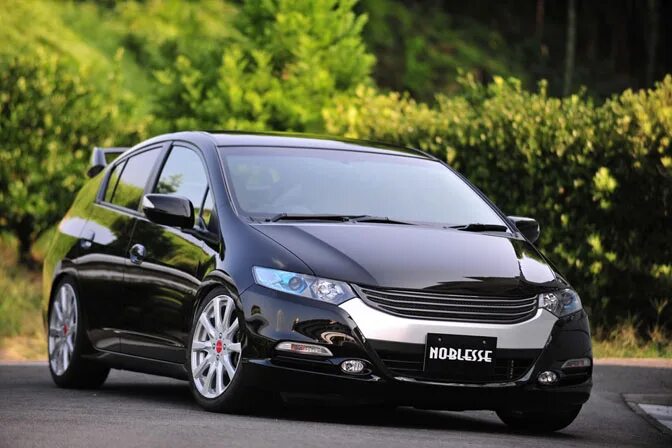 Хонда инсайт диски. Honda Insight 2009 Tuning. Тюнингованный Хонда Инсайт. Honda Insight r16. Honda Insight черный.