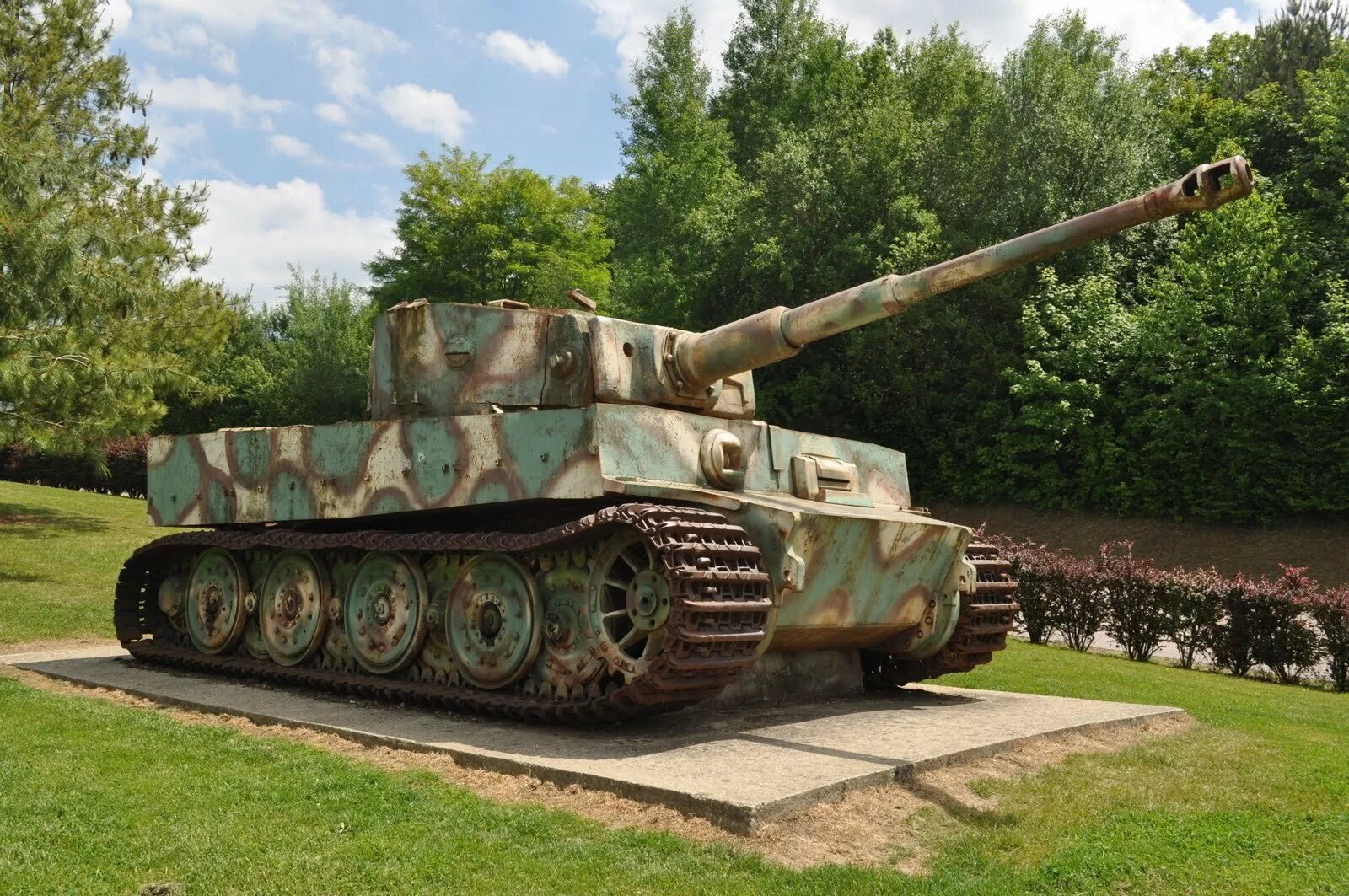 Немецкий танк т-6 тигр. Танк тигр 6. Танк PZ 6. Танк Panzerkampfwagen vi тигр. Название танка тигр