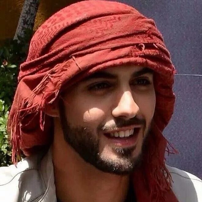 лицо человека. омар боркан аль гала. омар аль гала. метис азиата и араба. арабы азиаты.