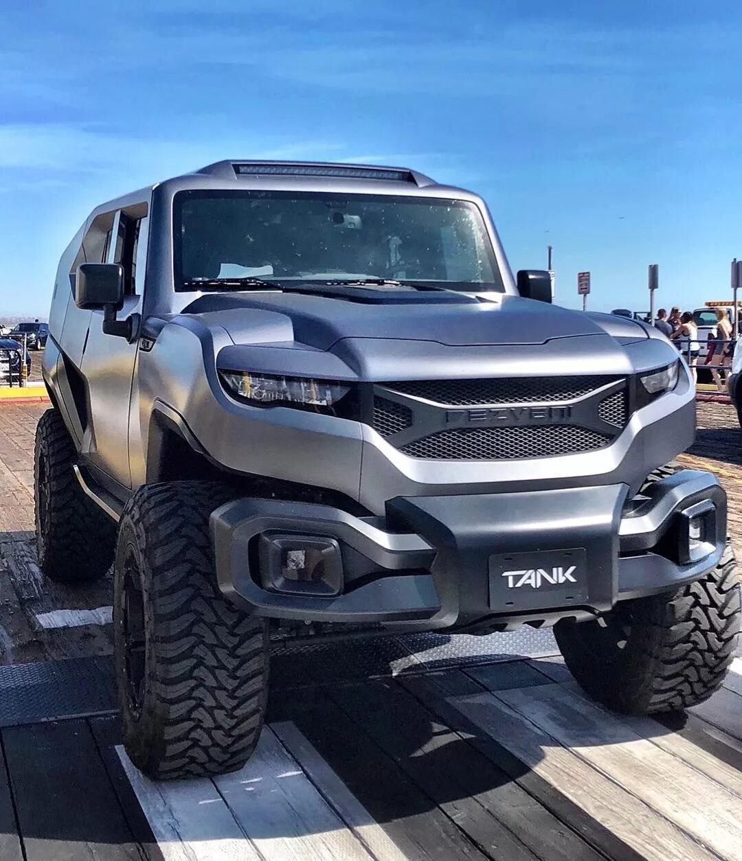 Автомобиль танк страна производитель. УАЗ Резвани танк. Rezvani Tank. Jeep Rezvani. УАЗ рангер.