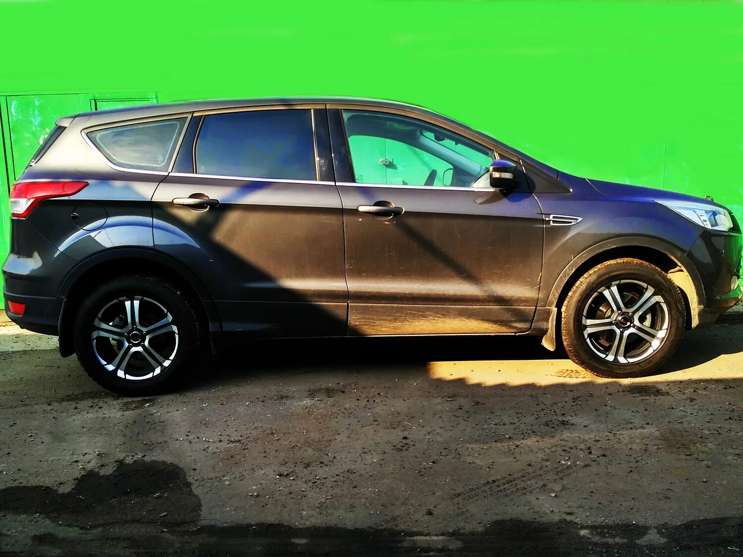 Шины куга 2. Диски Форд Куга 2. Ford Kuga 2 на литье. Диски Форд Куга 17. Форд Куга 2 на колесах r 19.