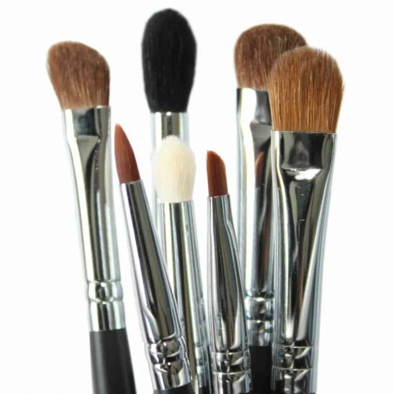 Кисточки brush. Кисточки brush. Ребенок с кисточкой. Кисти художественные. Кисти художественные.