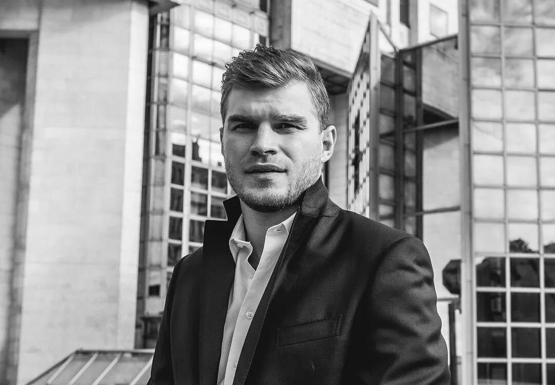 Любимцев пореченков. Любимцев пореченков