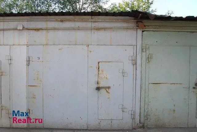 Магнитогорск центральный переход 9. Garage магнитогорск. Garage магнитогорск. Гараж в магнитогорске. Garage магнитогорск.