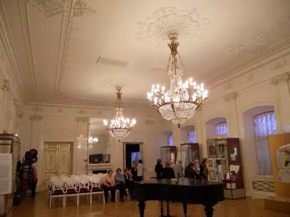 Лепная гостиная Фонтанного дома (Санкт-Петербург). Декор, Дизайн, Домашний уют П