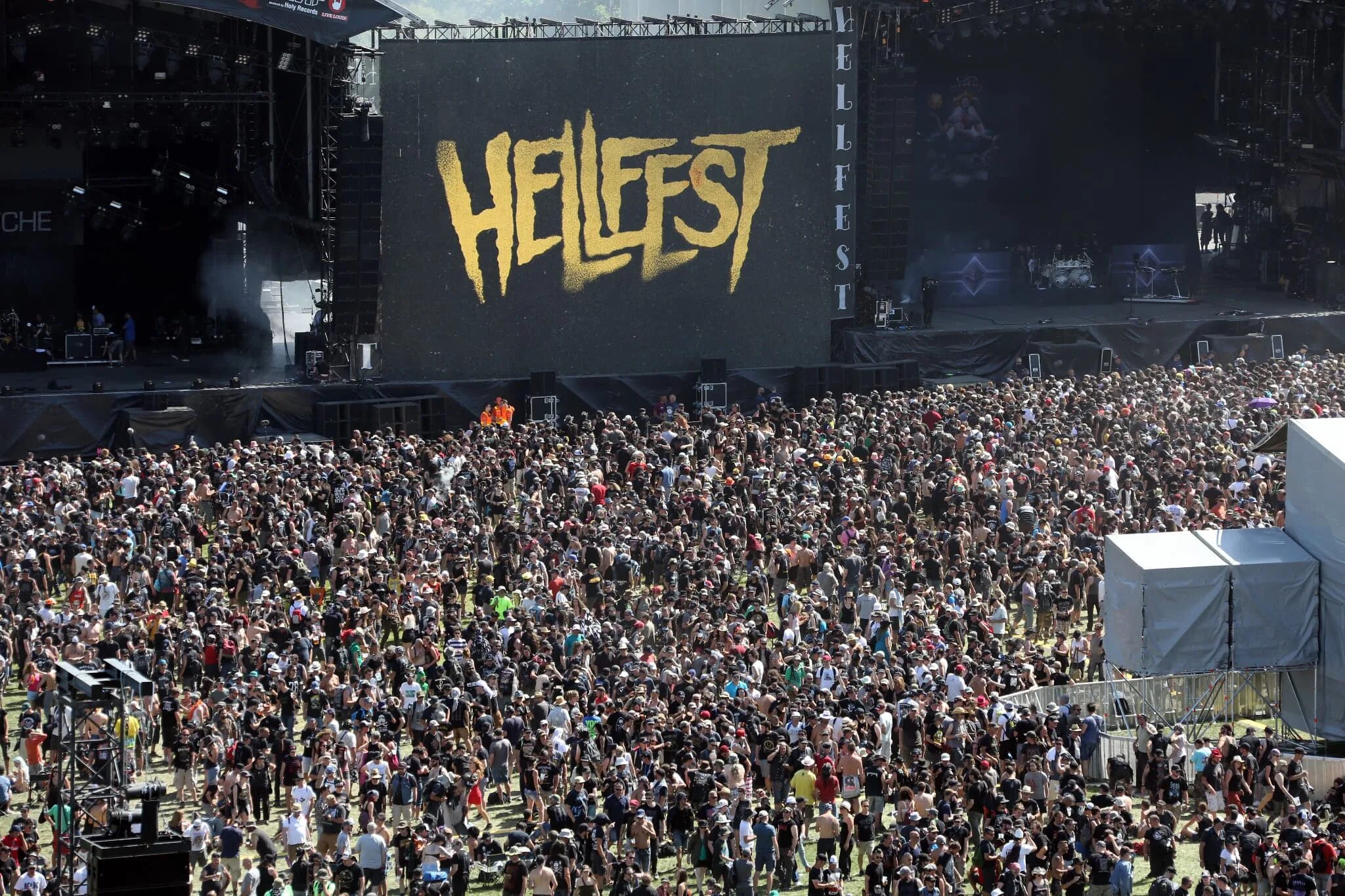 Hellfest line up 2022. Hellfest 2013. Hellfest 2021. Hellfest 2013. Hellfest фестиваль.