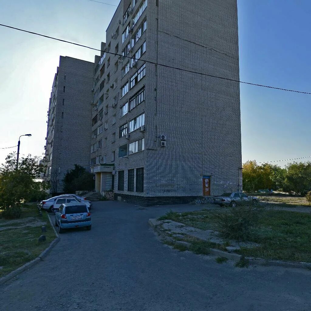 4 связистов улица волгоград. 21д. Связистов 4. Волгоград ул. Улица четырех связистов 21 д сдэк волгоград.