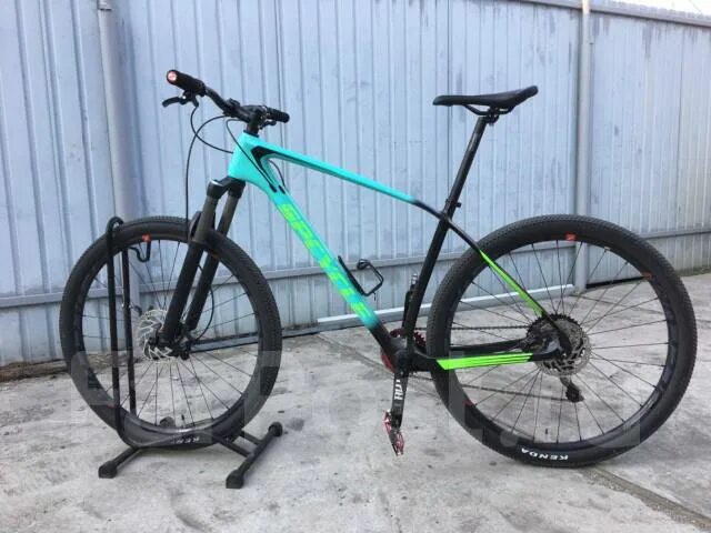 Crosser Genesis 29 ( рама 18 карбон,. Велосипед specialized 29 колеса. Forever Spring велосипед 29 рама. Карбоновая рама 29 колеса.