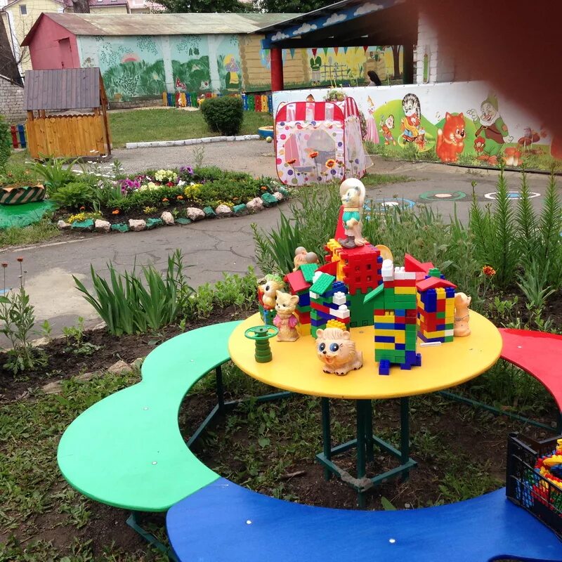 групповая комната в детском саду. комната в детском саду. украсить участок в детском саду. детский сад 15 ростов-на-дону. украшение детских площадок в детском саду.