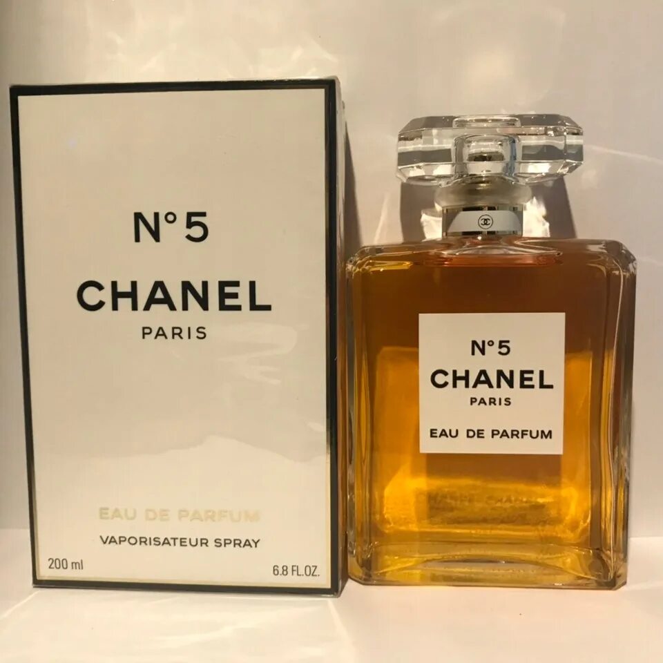 Chanel no 5 цены. Chanel n5 Parfum. Шанель 5. Chanel no 5. Chanel 5 200ml.