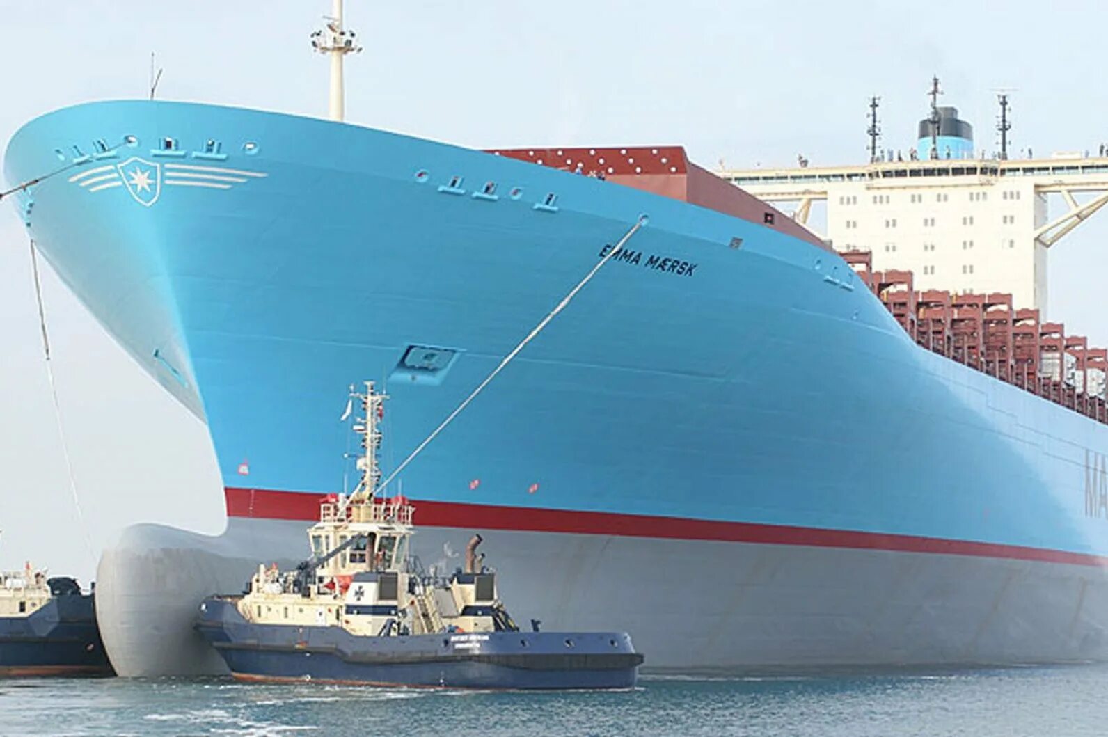 Корабль карнавал. Bulkheads на судне. Uss gerald r. Танк топ на судне. Сплендида круизный лайнер.