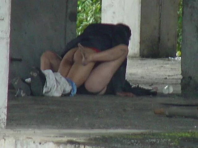 Порно Подсмотрено В Общественных Местах