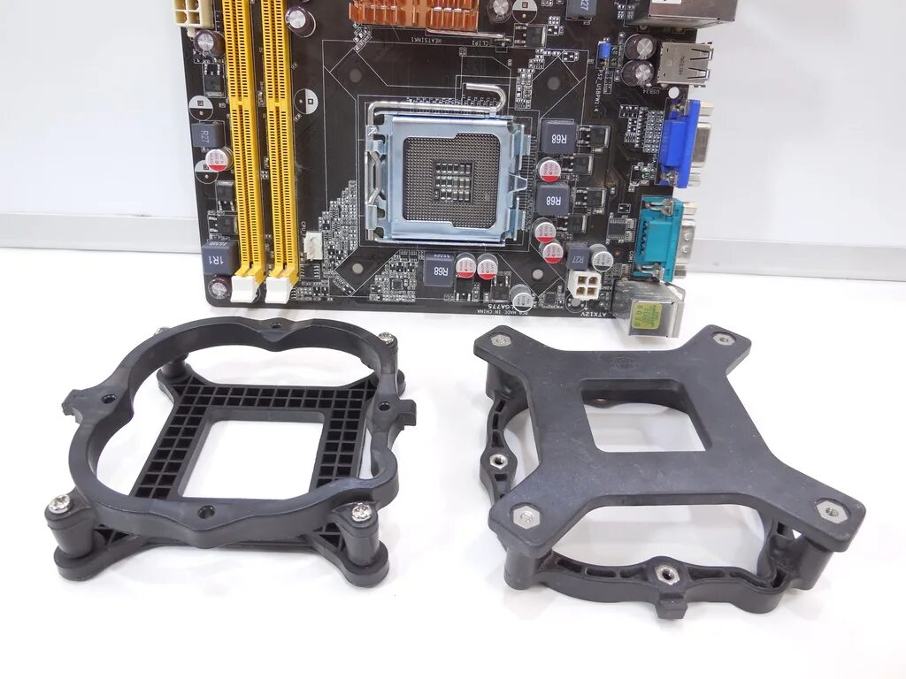 Zalman LGA 775. Рамка крепления для кулера Zalman 775 сокет. LGA 775 крепеж LGA 1156. Zalman для процессора 775 сокет.