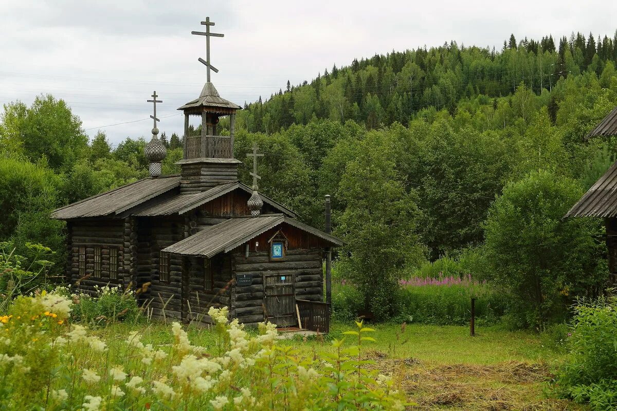 Староуткинск река чусовая. Город чусовой достопримечательности. Дома фото чусовой. Этнопарк реки чусовой зима. Лысьва кын завод.