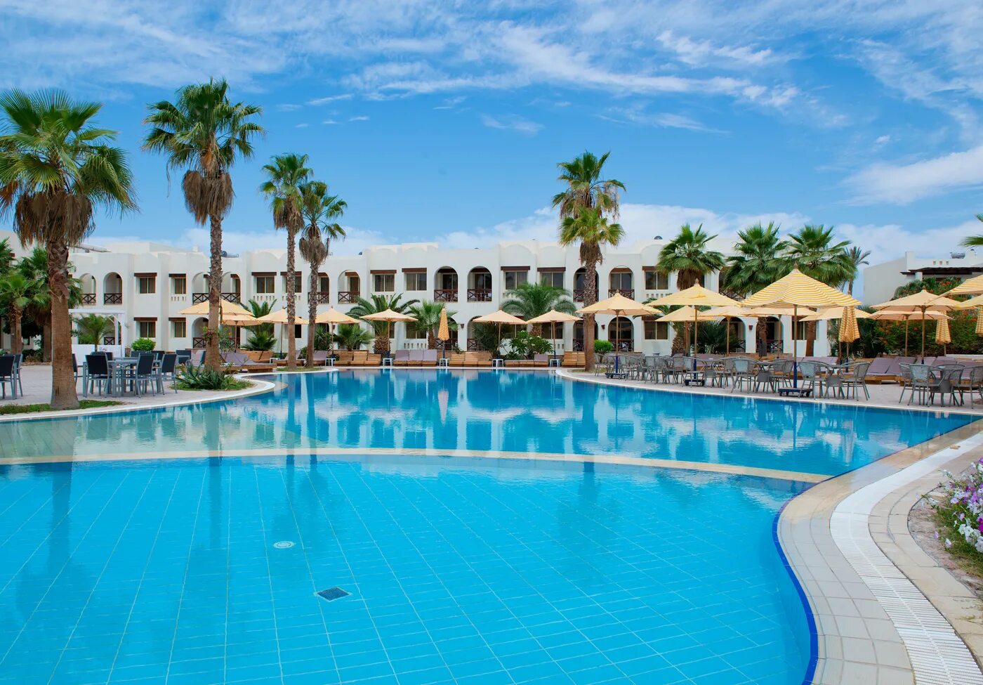 Amphoras Aqua Hotel Шарм-Эль-Шейх. Otium Inn Amphoras Aqua Resort. Отель Amphoras Aqua ex. Shores Golden 4. Amphoras Aqua ex Shores Golden 4 Шарм-Эль-Шейх.