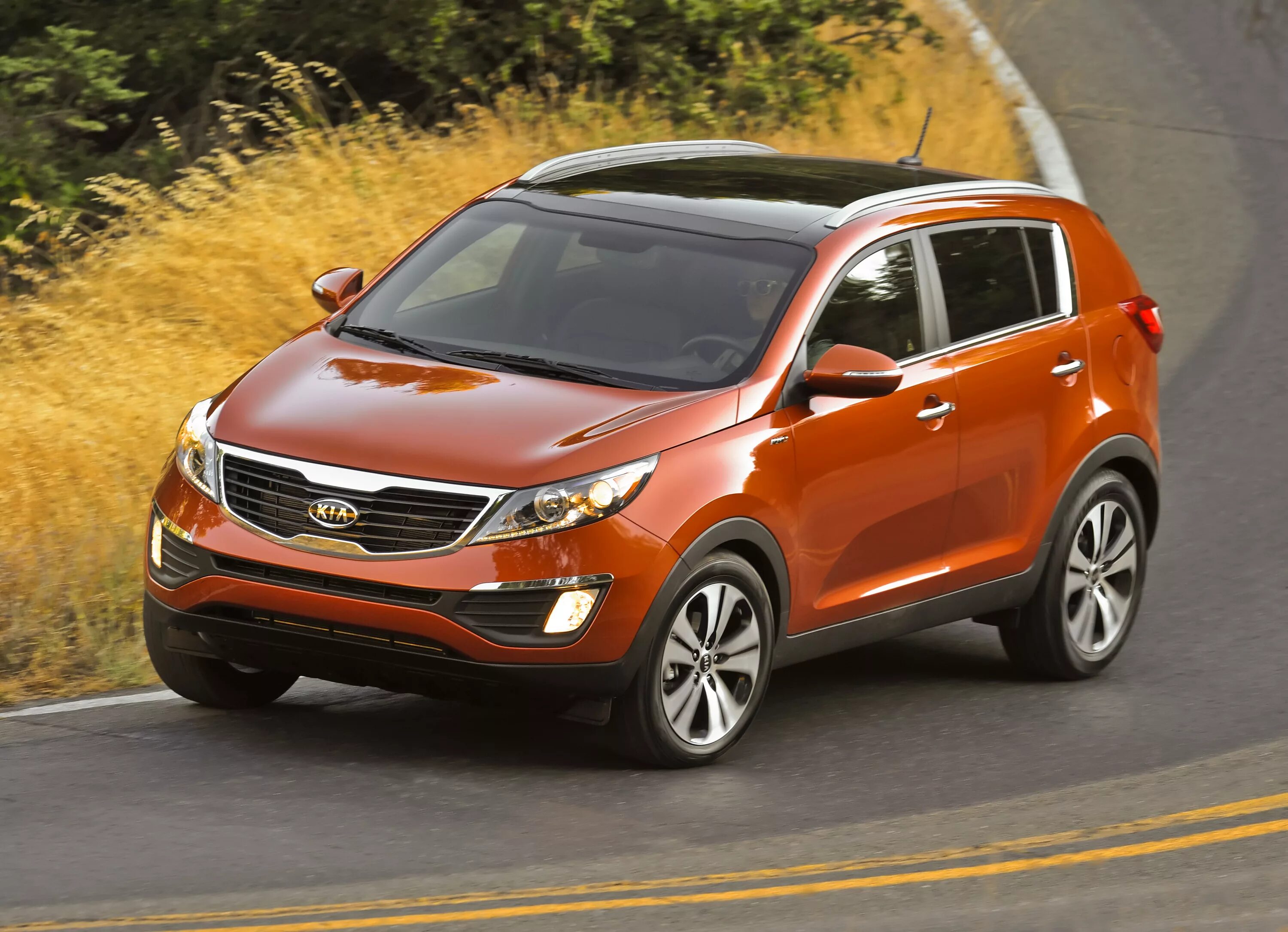 Kia Sportage 2012. Паркетник Киа Спортейдж. Кия Спортейдж 2011. Киа Спортейдж 2012.