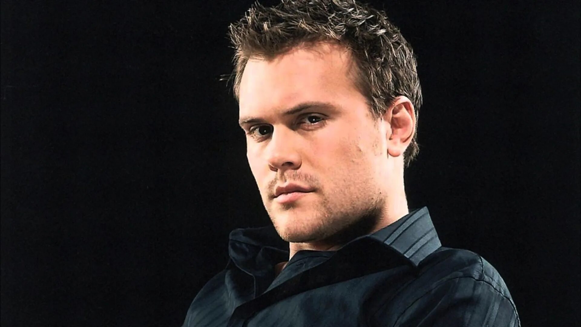 Буква д красивая. Новый певец на букву д. Детские картинки на букву д. Большая буква д. Группа david shankle group.