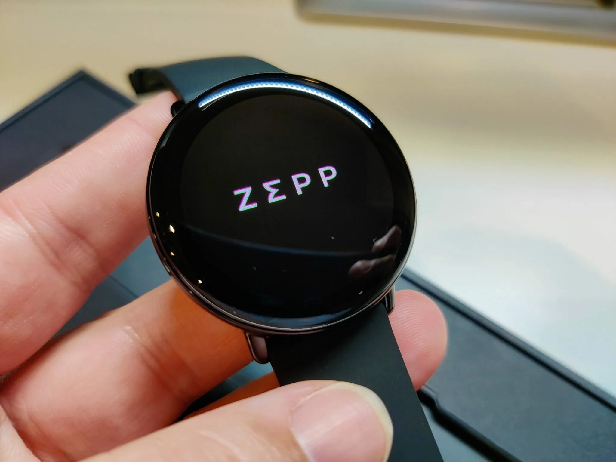 Zepp часы подключить. Смарт часы Zepp. Умные часы Xiaomi Zepp e circle a1936. Zepp e Square SMARTWATCH. Amazfit Zepp e circle.