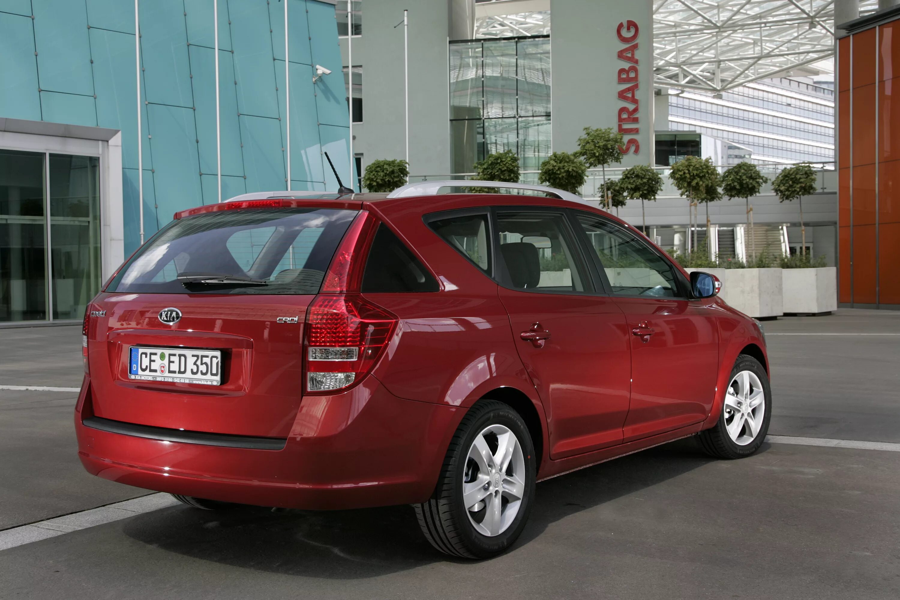 Kia ceed первое поколение. Kia Ceed 2010 универсал. Kia Ceed SW 2010. Kia Ceed 1 SW. СИД универсал 2010.