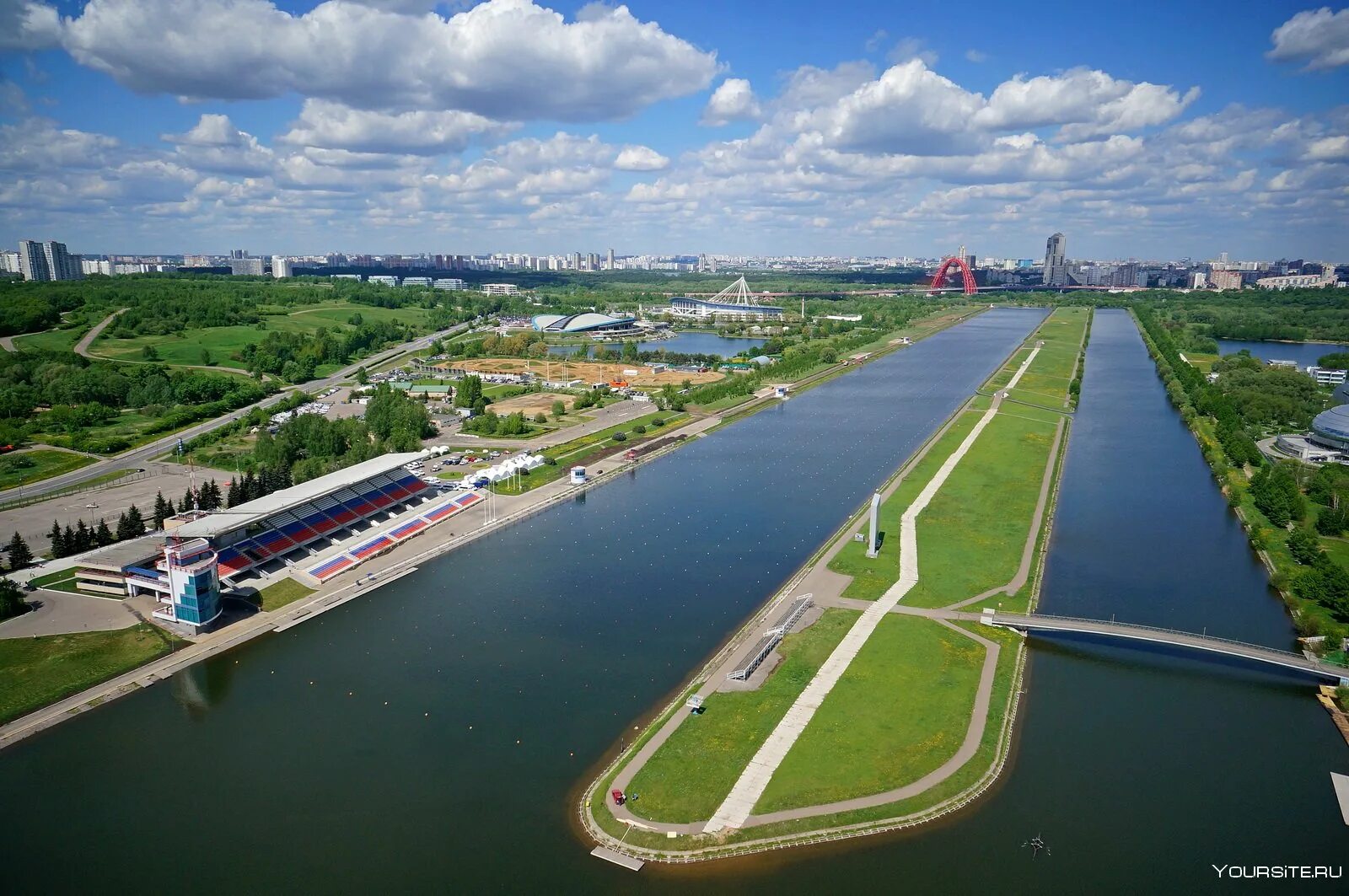 Гребной канал как добраться. Гребной канал в москве крылатское. гребной канал москворецкий парк. гребной канал спорткомплекс крылатское. гребной канал крылатская 2.