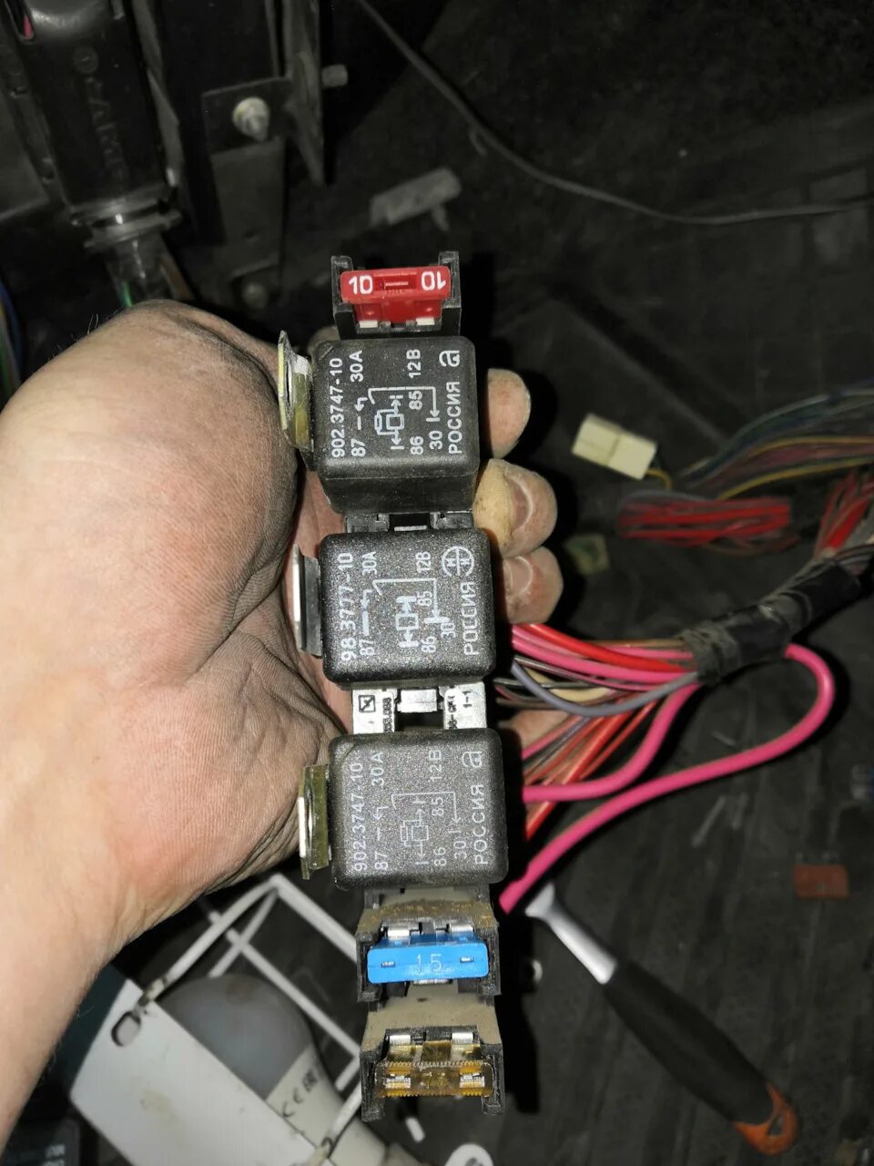 Подскажите причину. Подскажите причину. Подскажите причину. Машина глохнет на ходу. Подскажите причину.