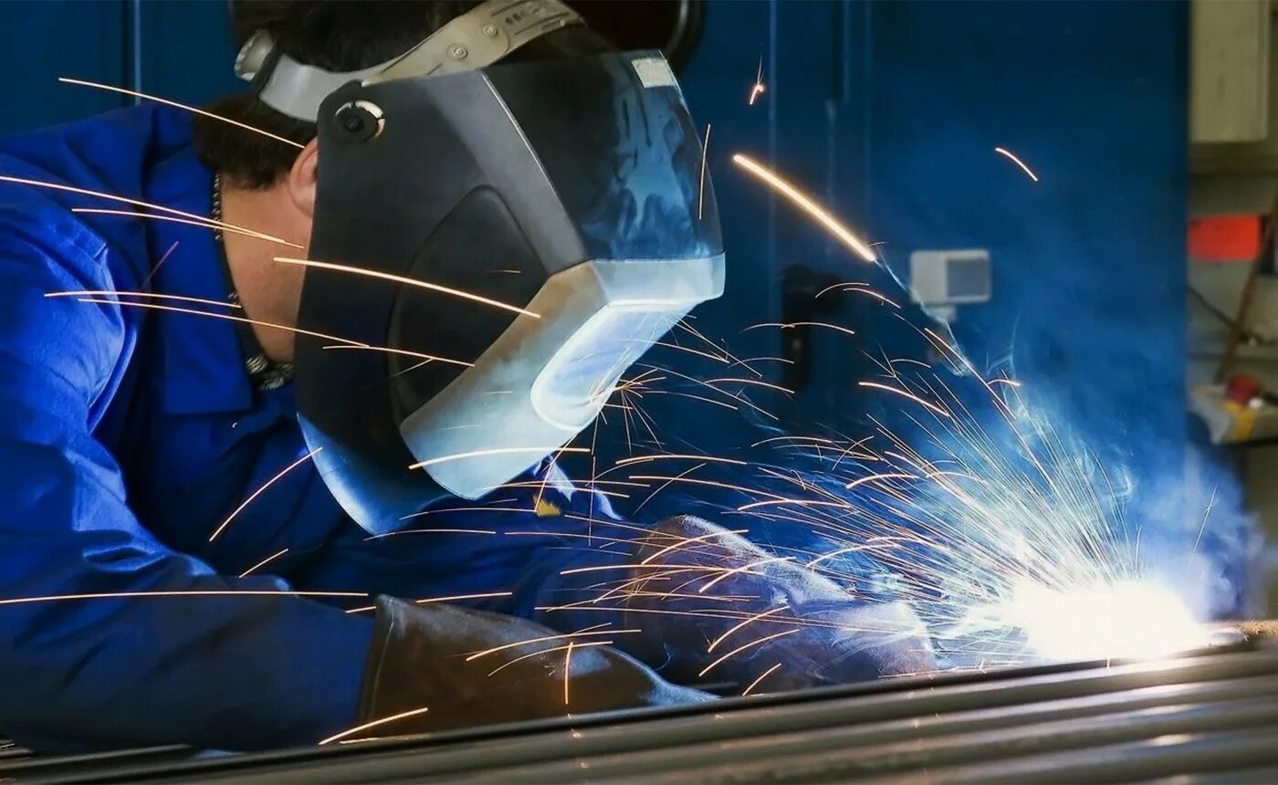 сварщик. слесарь металлоконструкций. работа без посредников сварщик. работа без посредников сварщик. электросварщик ручной сварки.