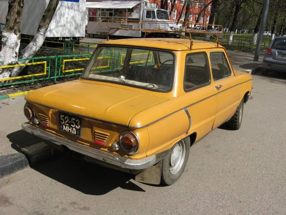 Брошенный заз 968м. Запорожец номера. 4799 10 заз. Запорожец 777. Заз 968 м автономер.