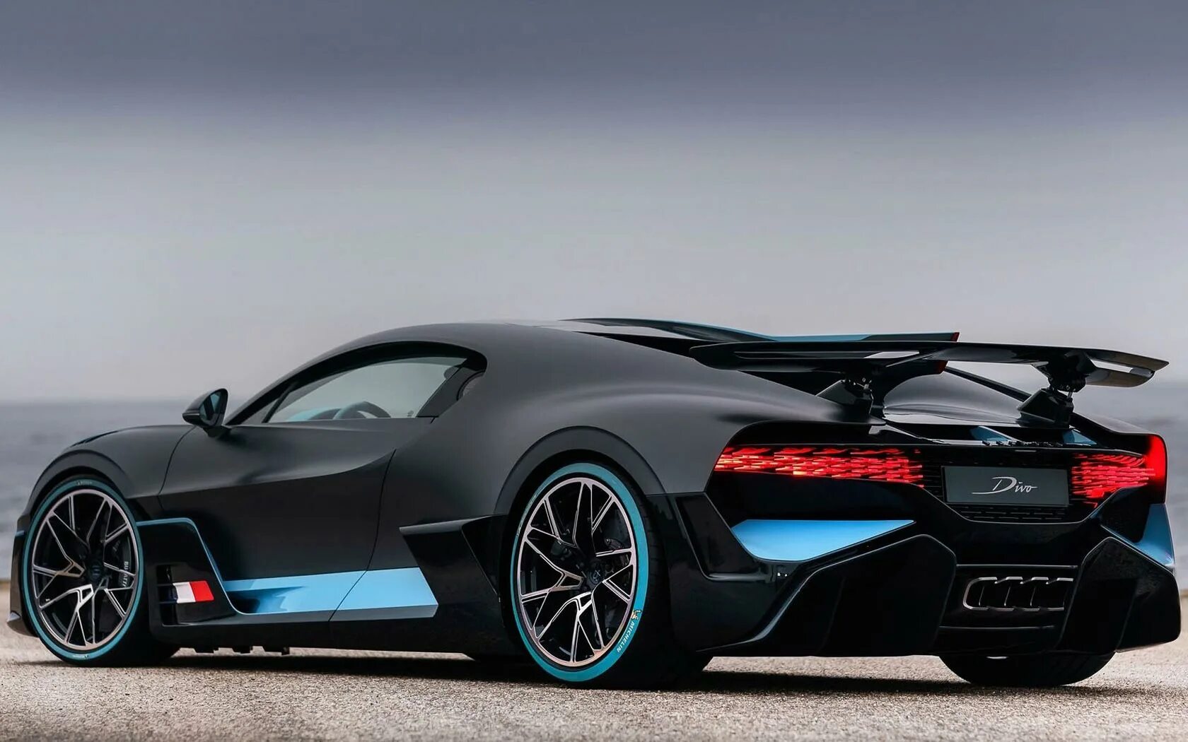Бугатти диво 2019. Bugatti Diva гиперкар. Бугатти диво 2021. Бугатти диво 2018. Bugatti divo 2021