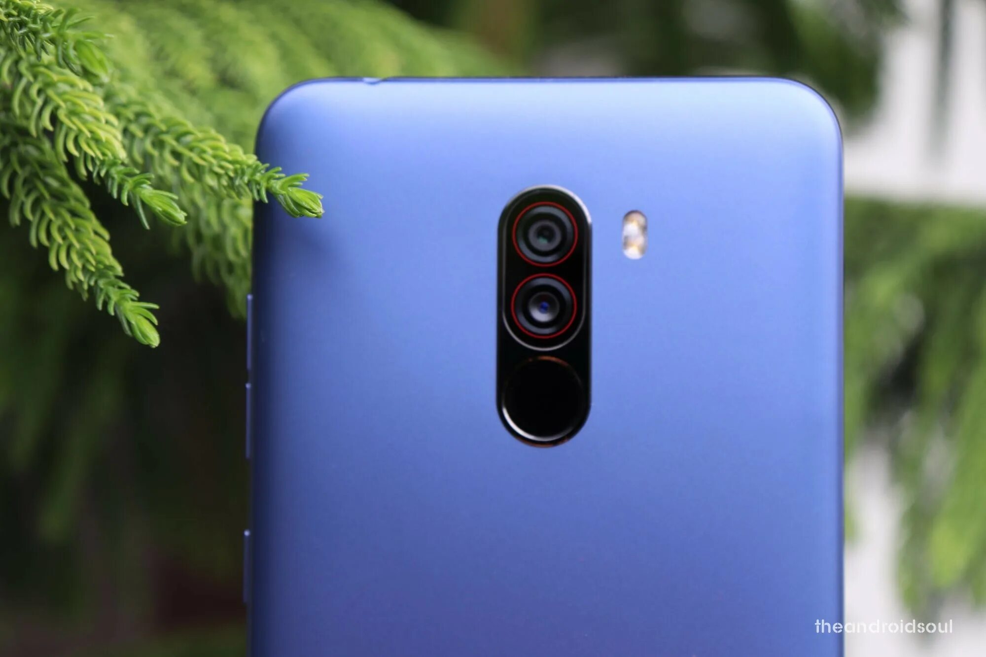 ПОКОФОН ф1. Poco f1. Xiaomi f1. Pocophone f1 фото.