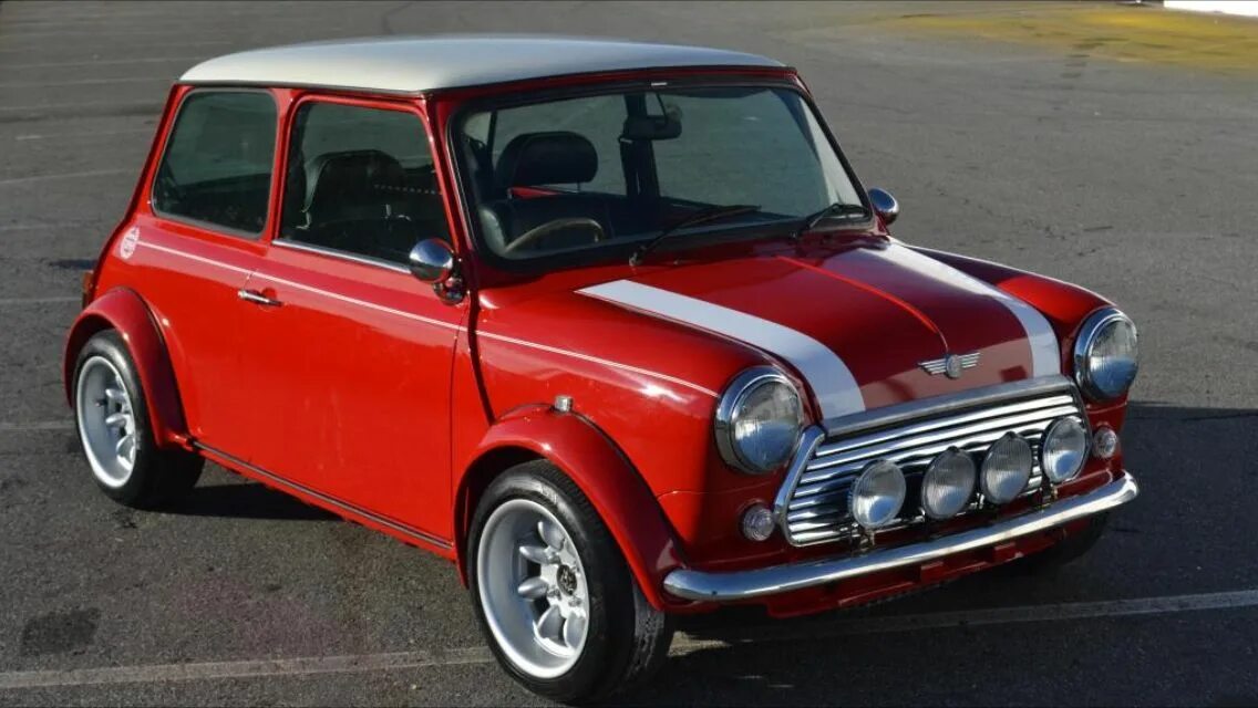 Mini Cooper Classic. Mini Cooper Classic 2022. Мини Купер классический красный старый. Mini Cooper Red old. Classic mini купить