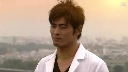 Погода кенджи. Kenji younezus певец. Кенджи жирак. Энди хуг и кенджи мидори. Кэндзи футакути.