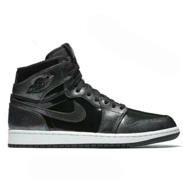 Nike air jordan 1 high black white. Air jordan 1 mid black white. Nike air jordan 1 черные. Nike air jordan 1 retro white black red. Nike air jordan 1 черные.