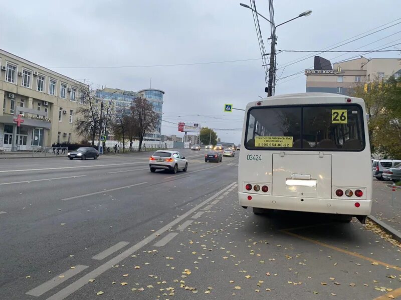 Маршрутка. Автобус 26 Воронеж. 10 Автобус Воронеж. Автобус 26 читает автор