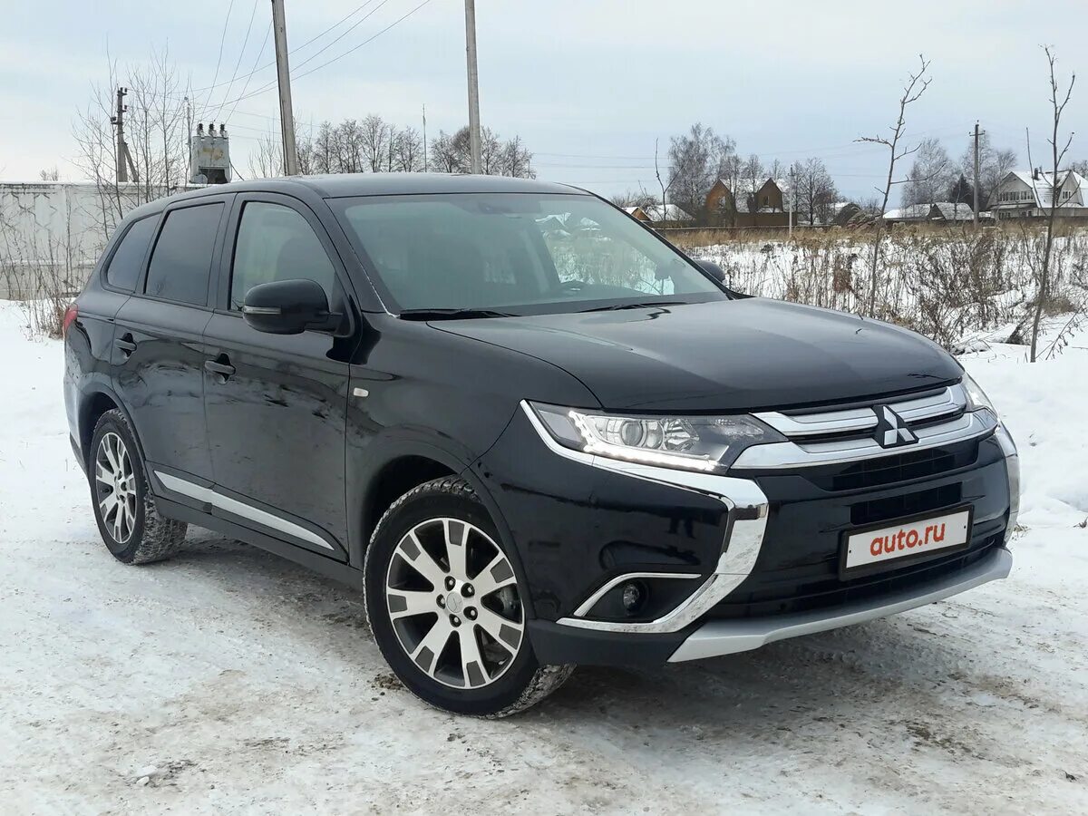 Аутлендер купить нижний новгород. Mitsubishi Outlander III Рестайлинг 2. Mitsubishi Outlander III Рестайлинг. Mitsubishi Outlander 2 Рестайлинг. Mitsubishi Outlander 3 Рестайлинг 2 черный.