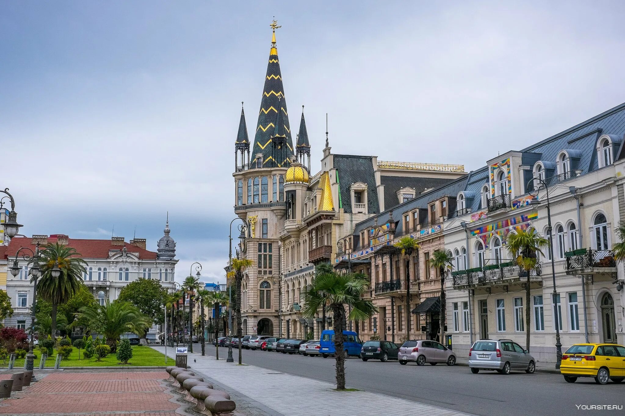 Грузия Батуми. Батуми Аджария Грузия. Грузия столица Батуми. Батуми центр города.