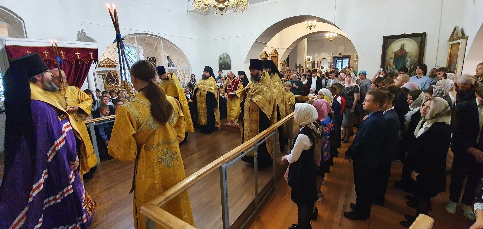 православная гимназия смоленск. православная гимназия рославль смоленской. православная гимназия рославль. рославльская гимназия. рославльская православная гимназия.