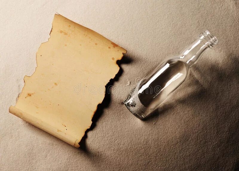 В пустую бутылку положили. В пустую бутылку положили. Зачем дуют в бутылку пустую. В пустую бутылку положили. Опыт монета в бутылке.