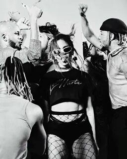 Cantora celebrou o sucesso de 'Funk Generation' com um longo text...