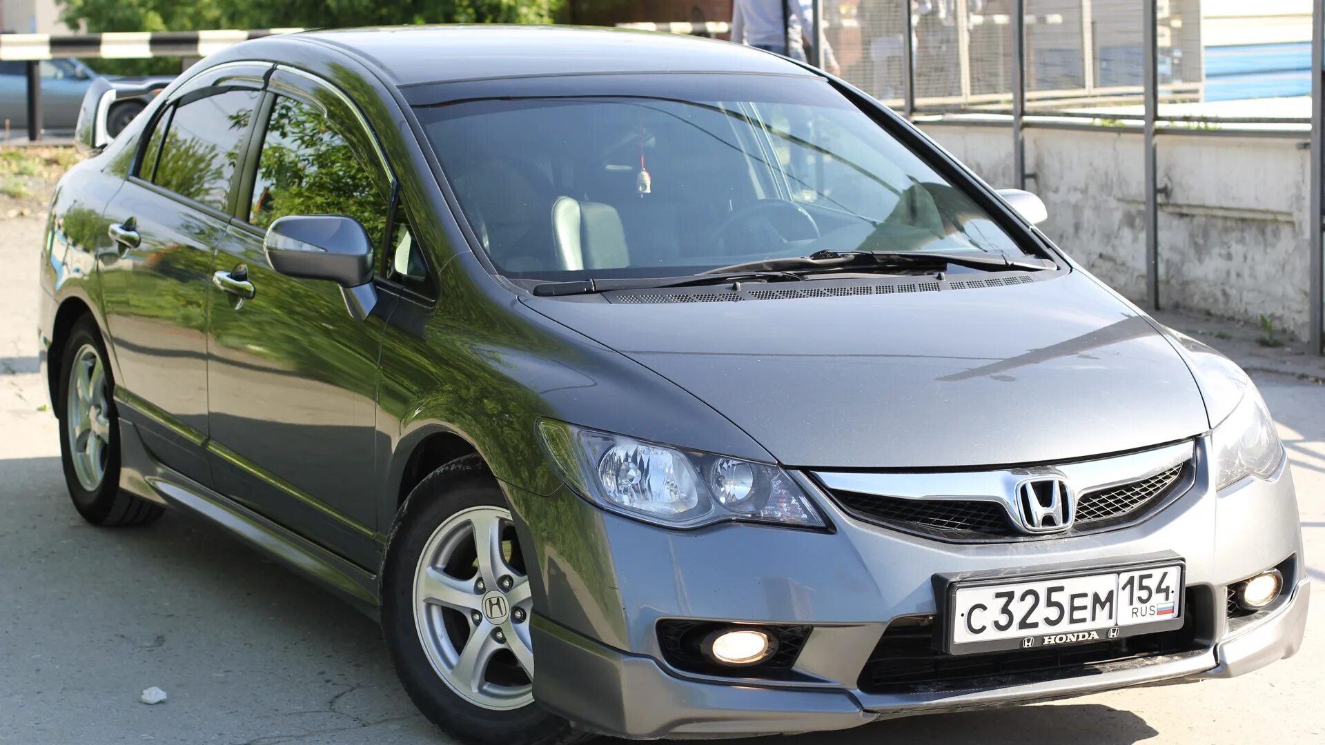 Артикулы хонда цивик 4д. Хонда Цивик 4д. Цивик 4д 2008. Honda Civic 4d серый. Honda Civic 2008 1.8 4d.