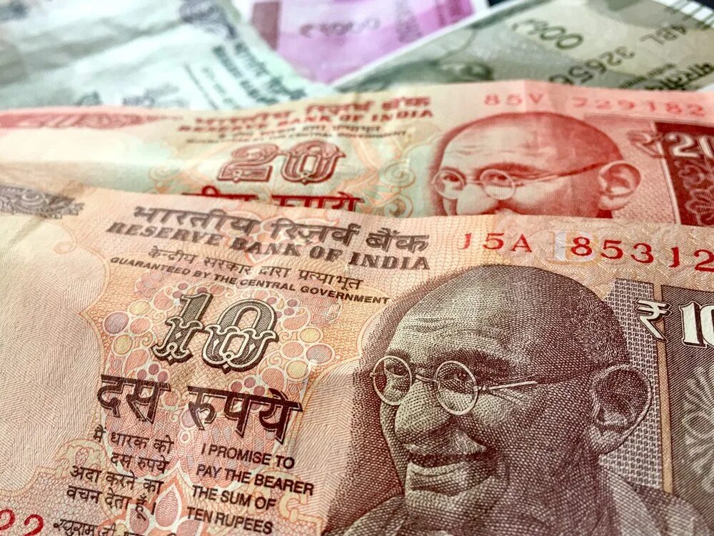 Поменять рубль на рупии. Валюта Индии. Индийские деньги. Индийская рупия. Современные деньги Индии.